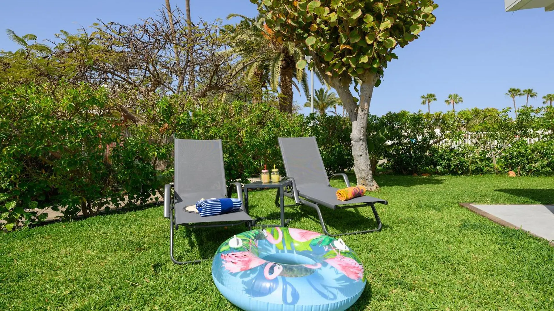 Villa Guerrero - Terraza Y Acceso A Piscina Comun Maspalomas   Maspalomas (Gran Canaria)
